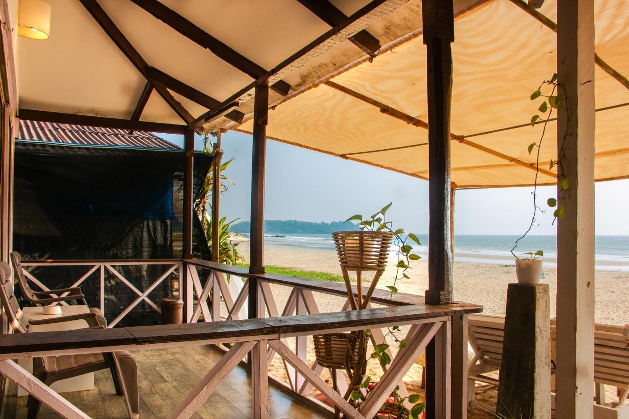 Cuba Patnem Otel Patnem Beach Dış mekan fotoğraf
