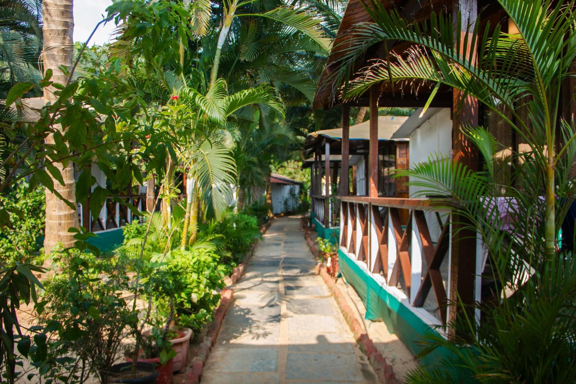Cuba Patnem Otel Patnem Beach Dış mekan fotoğraf